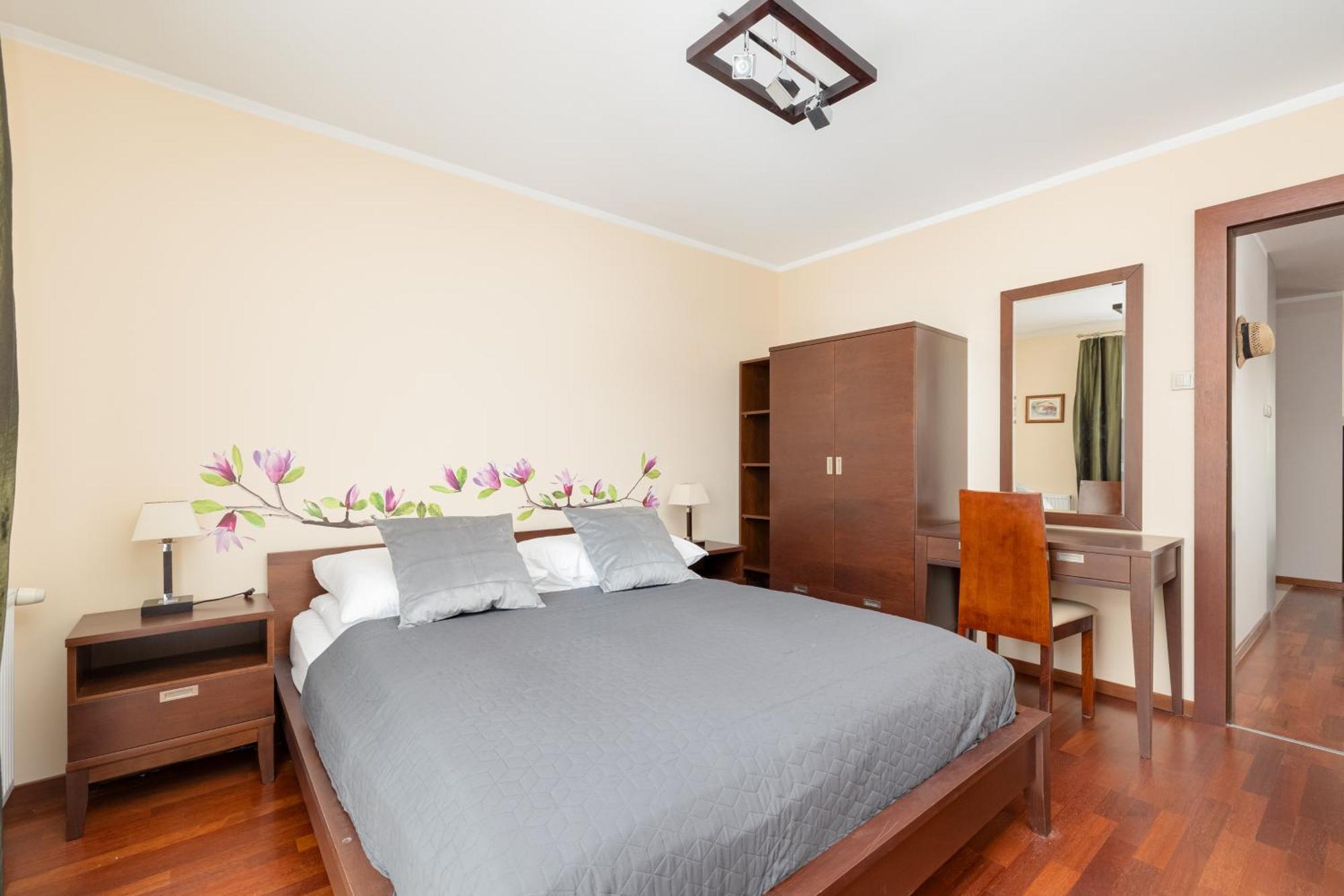 Spacious Wylotowa - By Jantar